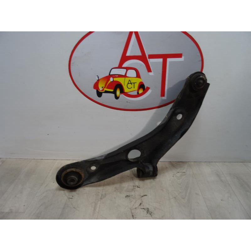 Triangle avant droit SUZUKI SPLASH d’occasion