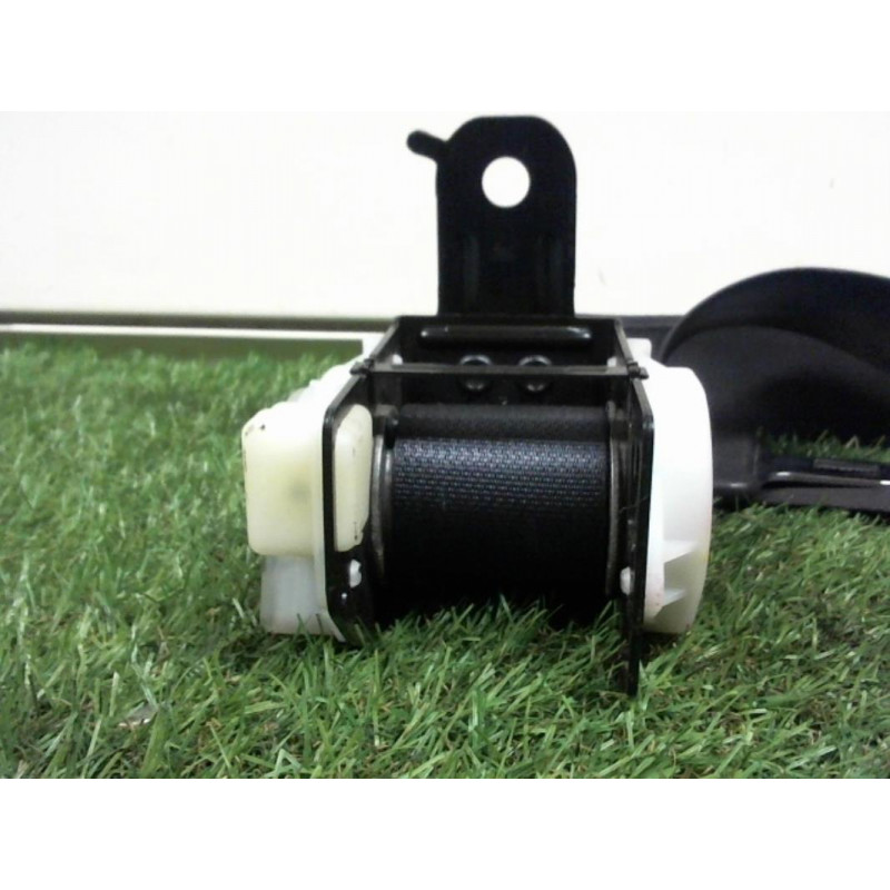 Ceinture arriere gauche TOYOTA COROLLA IX d’occasion
