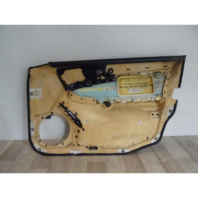 Panneau de porte avant gauche MERCEDES C 200 CDI - 115 d’occasion