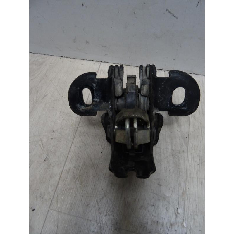 Serrure de porte de coffre droite RENAULT KANGOO 1 PHASE 2 d’occasion