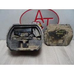 Cric (Ensemble depannage) RENAULT KANGOO 1 PHASE 1 d’occasion