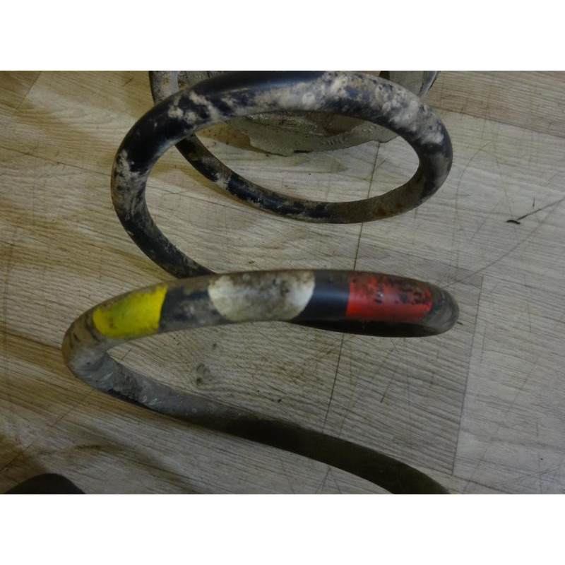 Ressort de suspension arriere gauche ALFA ROMEO MITO PHASE 1 d’occasion