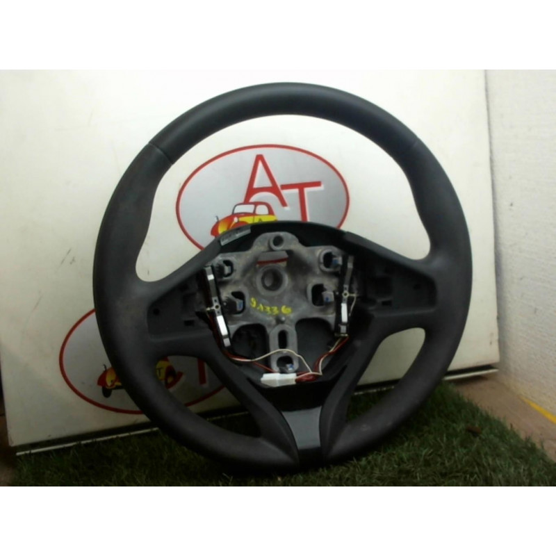 Volant RENAULT CLIO 4 PHASE 1 d’occasion
