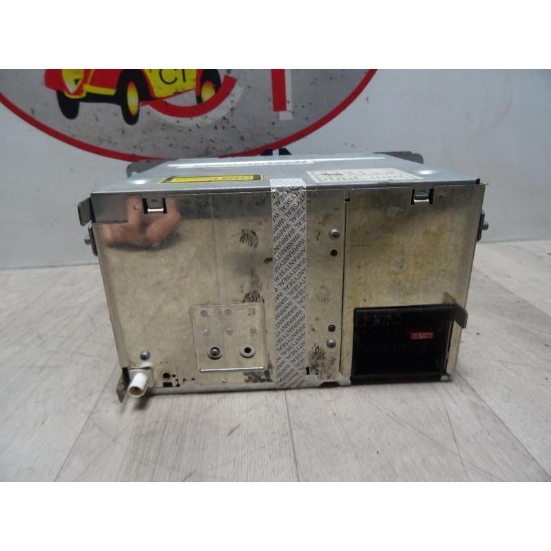 Autoradio d'origine VOLKSWAGEN TOURAN 1 PHASE 1 d’occasion