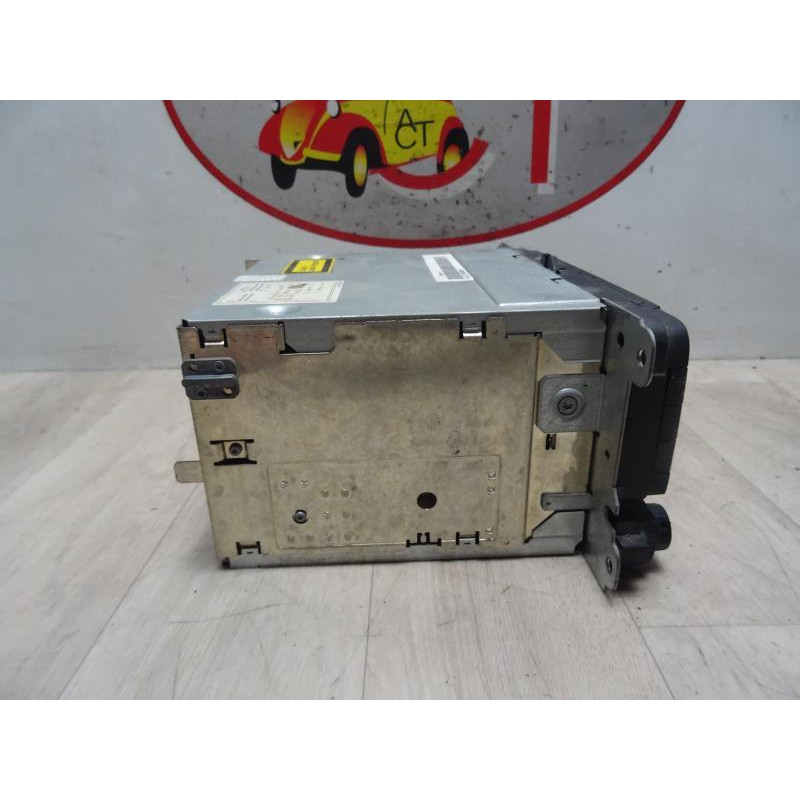 Autoradio d'origine VOLKSWAGEN TOURAN 1 PHASE 1 d’occasion