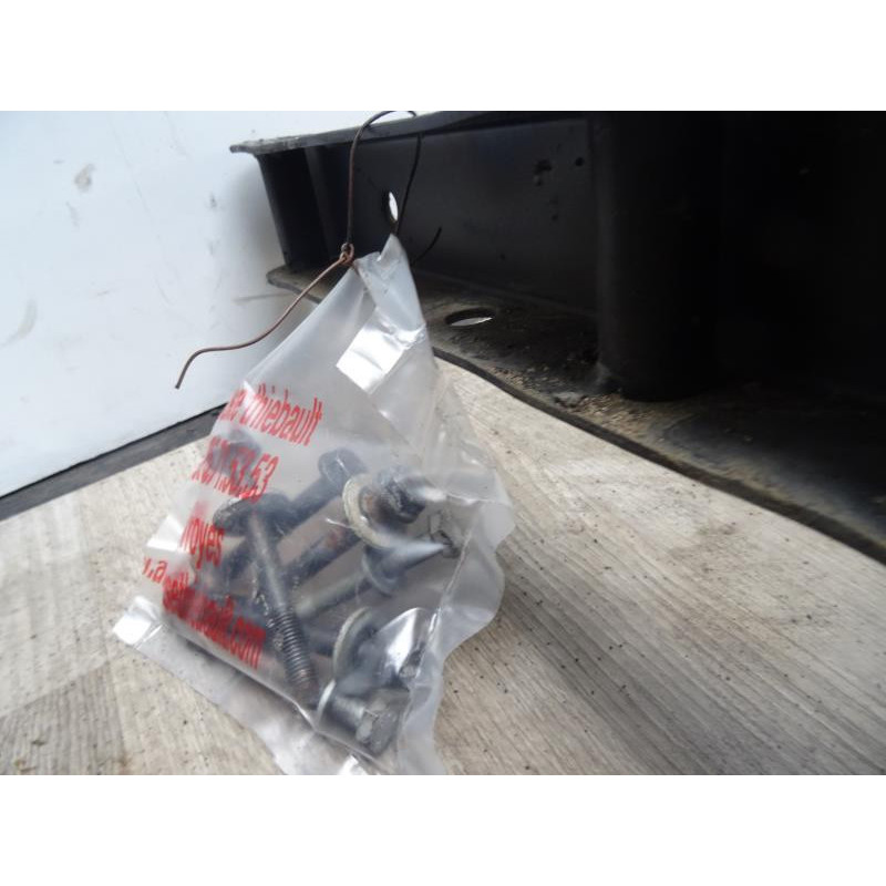 Attelage (boule de remorquage) AUDI A6 3 AVANT PHASE 1 BREAK d’occasion