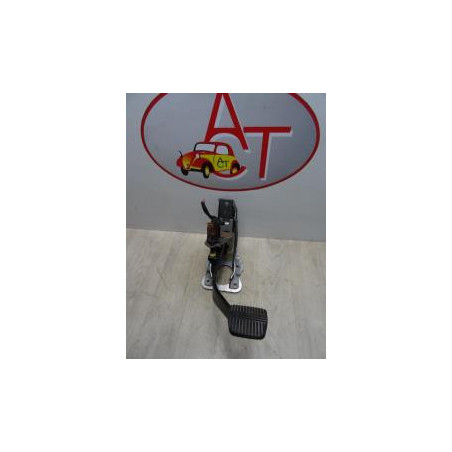 Pedalier de frein NISSAN PRIMERA 4 d’occasion