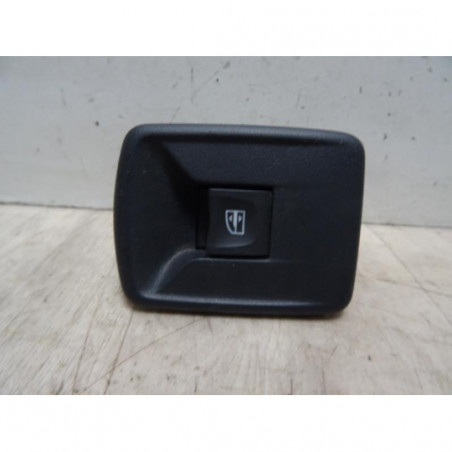 Interrupteur de leve vitre arriere droit DACIA SANDERO 2 PHASE 2 d’occasion
