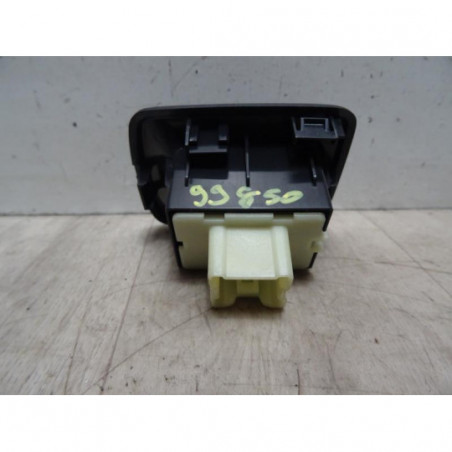 Interrupteur de leve vitre arriere droit DACIA SANDERO 2 PHASE 2 d’occasion