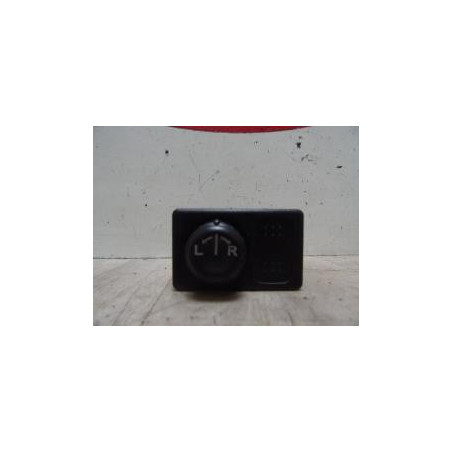 Commande retroviseurs NISSAN PRIMERA 4 d’occasion