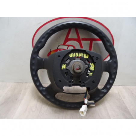 Volant NISSAN PRIMERA 4 d’occasion