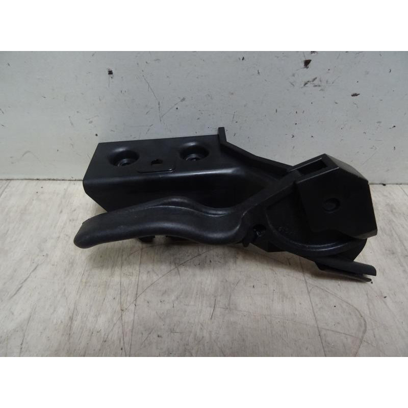 Poignee d'ouverture de capot OPEL CORSA D PHASE 1 d’occasion