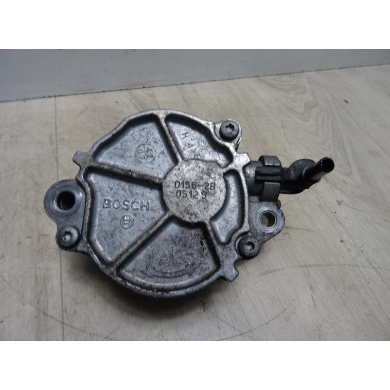 Pompe à vide VOLVO C 30 PHASE 1 d’occasion