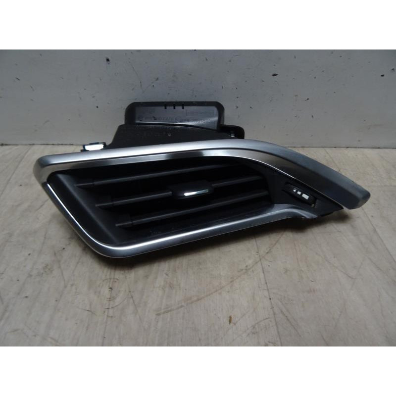 Aerateur tableau de bord avant gauche PEUGEOT 208 1 PHASE 2 d’occasion