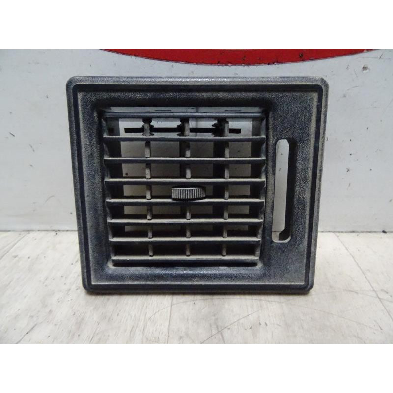 Aerateur tableau de bord CITROEN C15 d’occasion