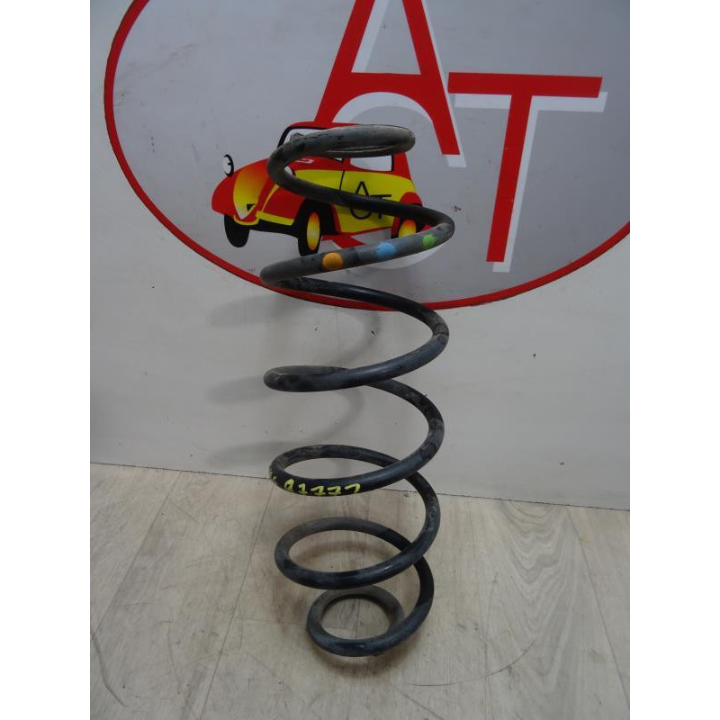 Ressort de suspension arriere droit PEUGEOT 208 1 PHASE 2 d’occasion