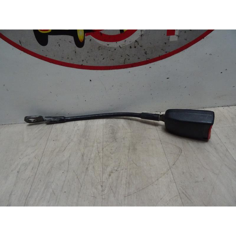 Attache ceinture avant droit CITROEN C15 d’occasion