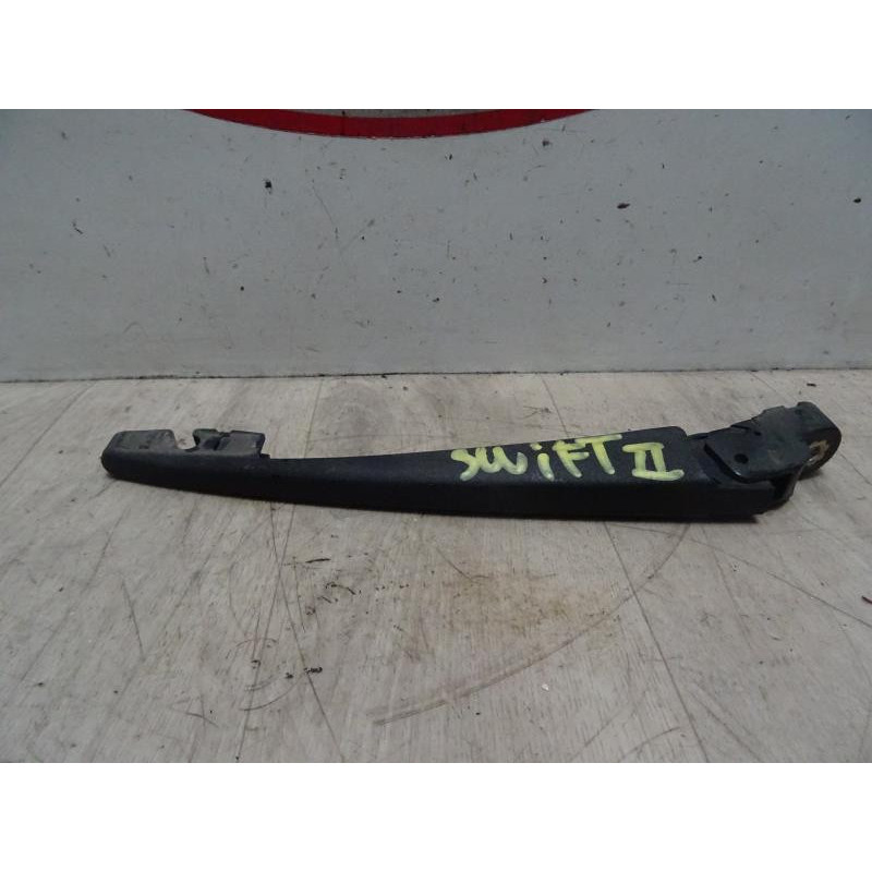 Bras essuie glace arriere SUZUKI SWIFT 3 d’occasion