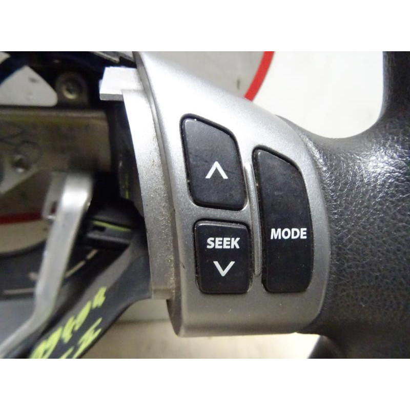 Volant SUZUKI SWIFT 3 d’occasion