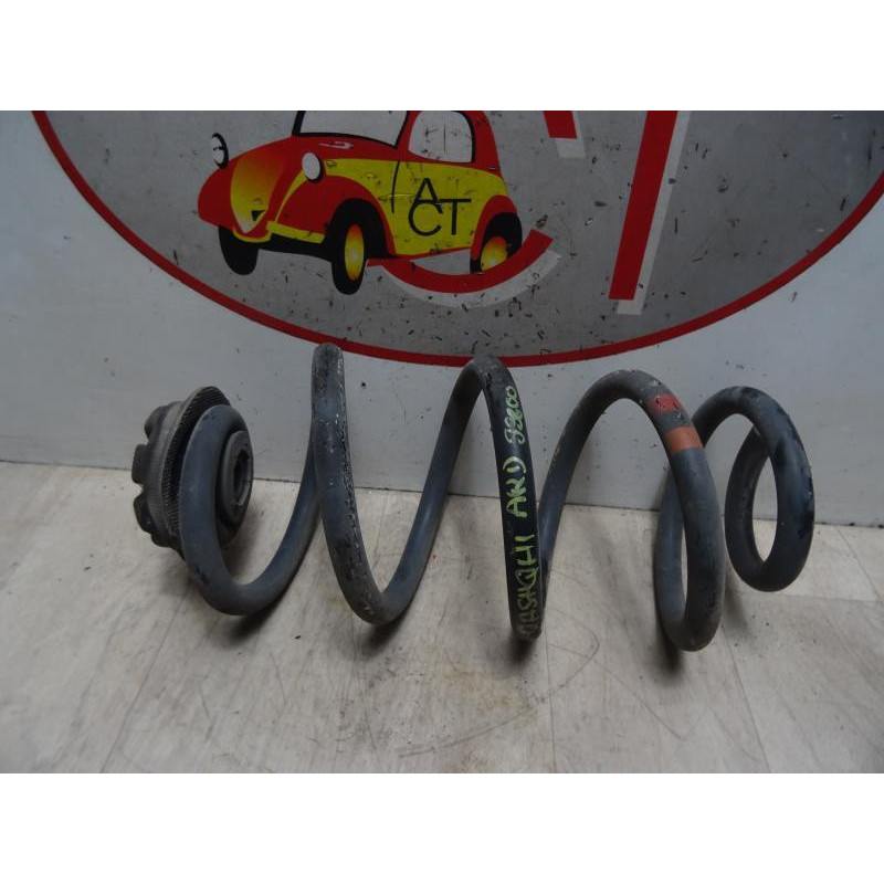Ressort de suspension arriere droit NISSAN QASHQAI 1 PHASE 1 d’occasion