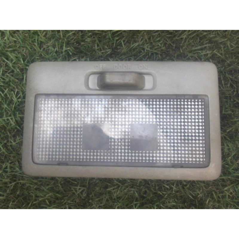 Eclairage de plafonnier SUZUKI SWIFT III d’occasion