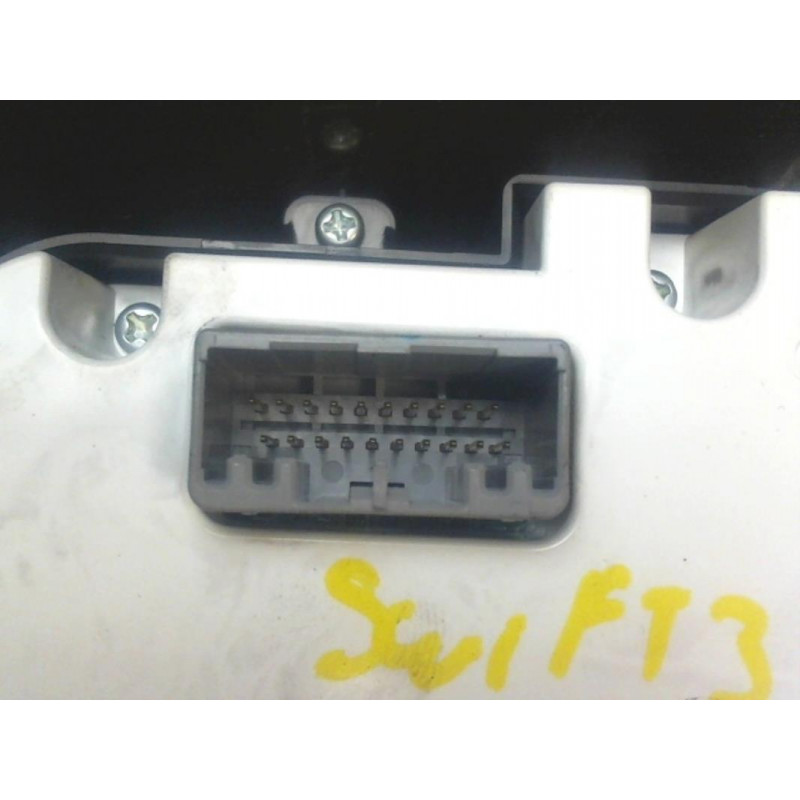Commande chauffage SUZUKI SWIFT III d’occasion