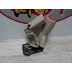 Attache ceinture arriere gauche TOYOTA AVENSIS 2 PHASE 1 BREAK d’occasion