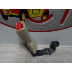 Attache ceinture arriere droit TOYOTA AVENSIS 2 PHASE 1 BREAK d’occasion