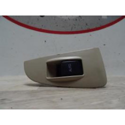 Interrupteur de leve vitre arriere droit TOYOTA AVENSIS 2 PHASE 1 BREAK d’occasion