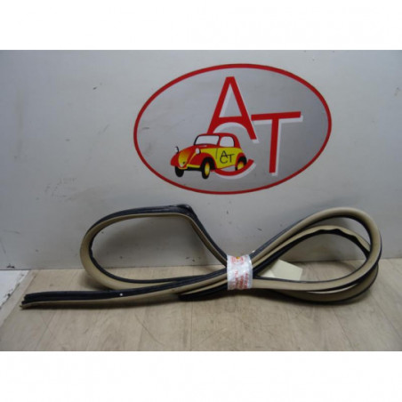 Joint de porte arriere gauche TOYOTA AVENSIS 2 PHASE 1 BREAK d’occasion