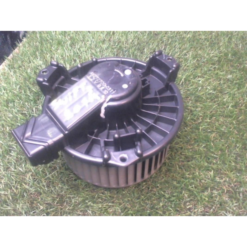 Ventilateur SUZUKI SWIFT III d’occasion
