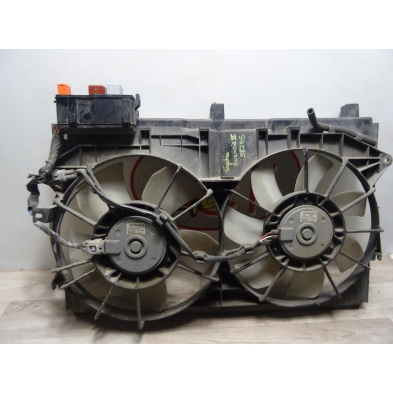 Moto ventilateur radiateur TOYOTA AVENSIS 2 PHASE 1 BREAK d’occasion