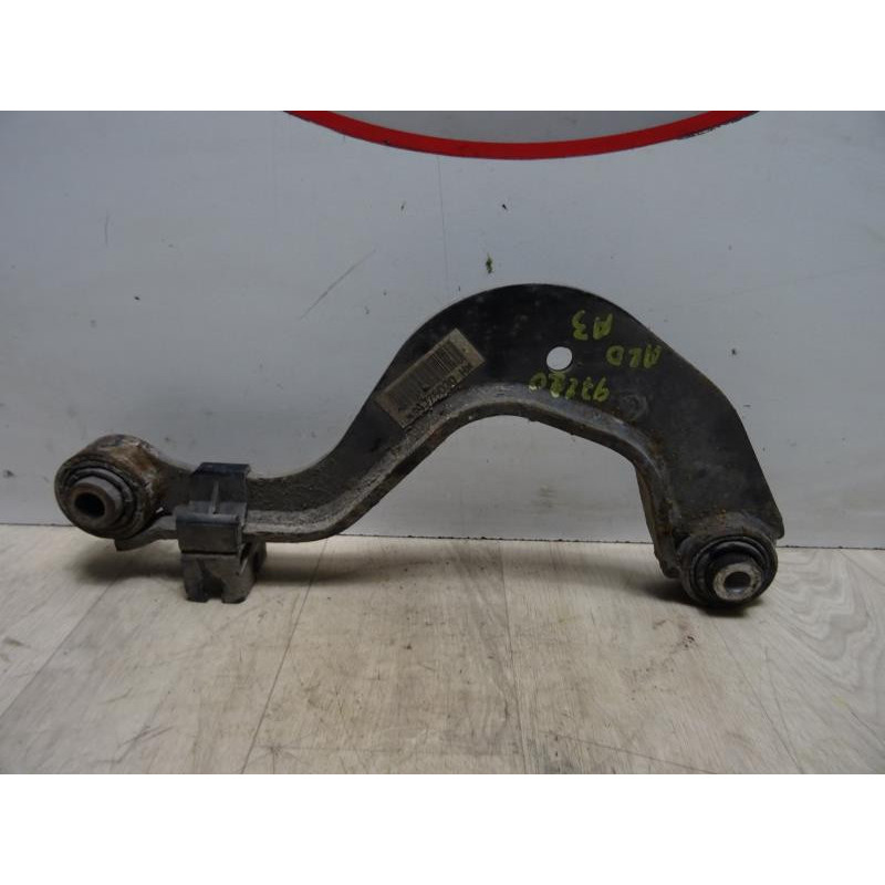 Triangle superieur arriere droit AUDI A3 2 SPORTBACK PHASE 1 d’occasion