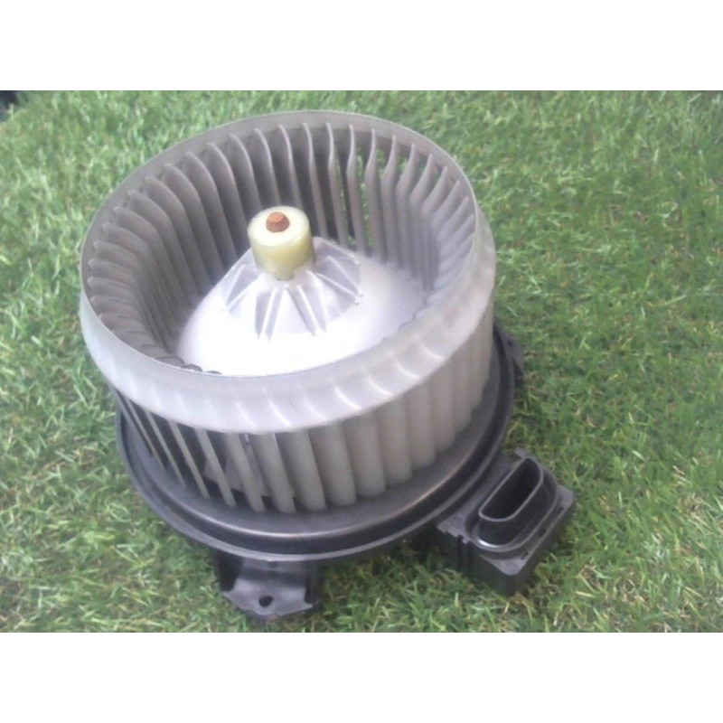 Ventilateur SUZUKI SWIFT III d’occasion