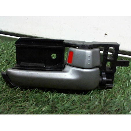 Poignee interieur arriere droit SUZUKI SWIFT III d’occasion