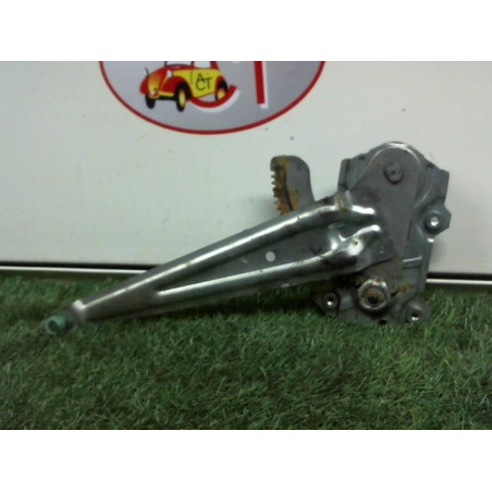 Leve vitre mecanique arriere droit SUZUKI SWIFT III d’occasion