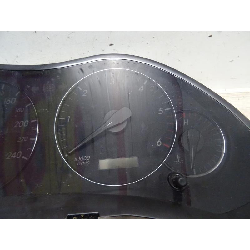 Compteur TOYOTA AVENSIS 2 PHASE 1 BREAK d’occasion