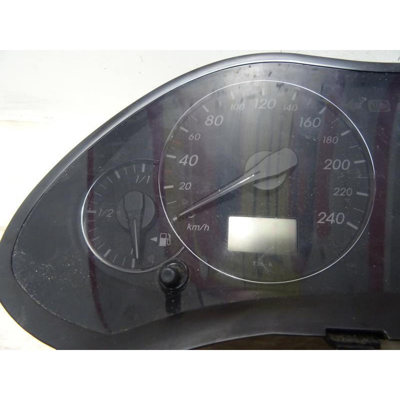 Compteur TOYOTA AVENSIS 2 PHASE 1 BREAK d’occasion