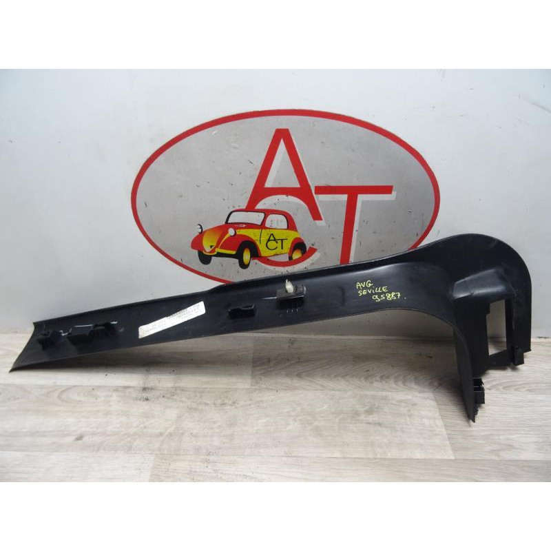 Garniture porte avant gauche CADILLAC SEVILLE 1 d’occasion