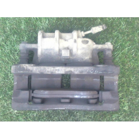 Etrier avant droit (freinage) PEUGEOT EXPERT PHASE 1 COMBI d’occasion