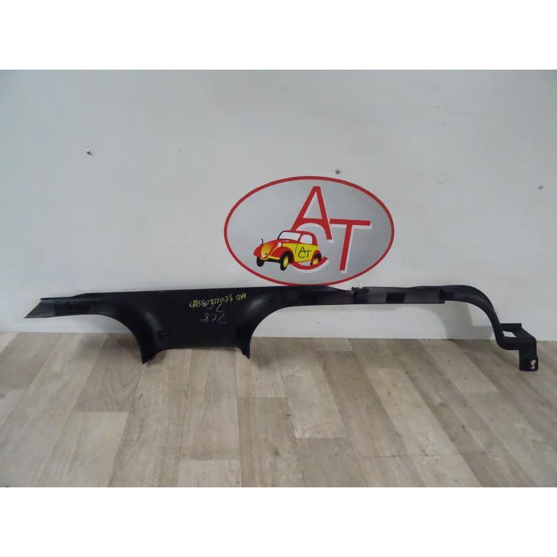 Garniture laterale arriere droite CADILLAC SEVILLE 1 d’occasion