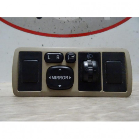 Commande retroviseurs TOYOTA AVENSIS 2 PHASE 1 BREAK d’occasion