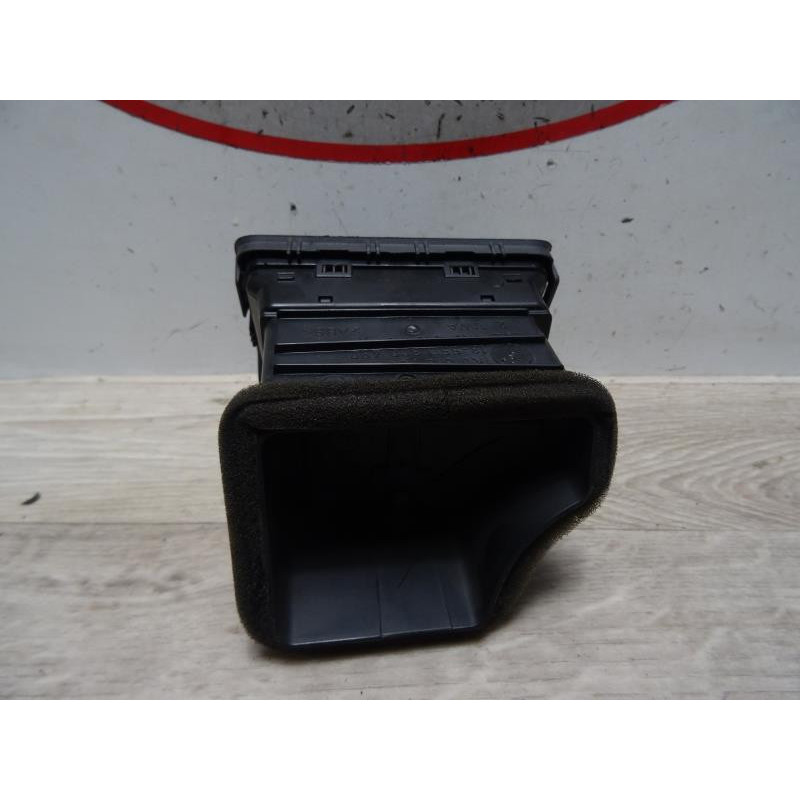 Aerateur tableau de bord avant gauche VOLKSWAGEN GOLF 5 d’occasion