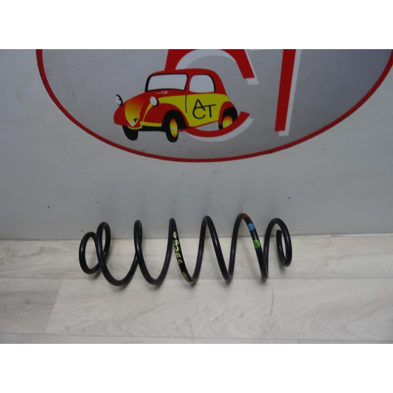 Ressort de suspension arriere gauche PEUGEOT 208 1 PHASE 2 d’occasion