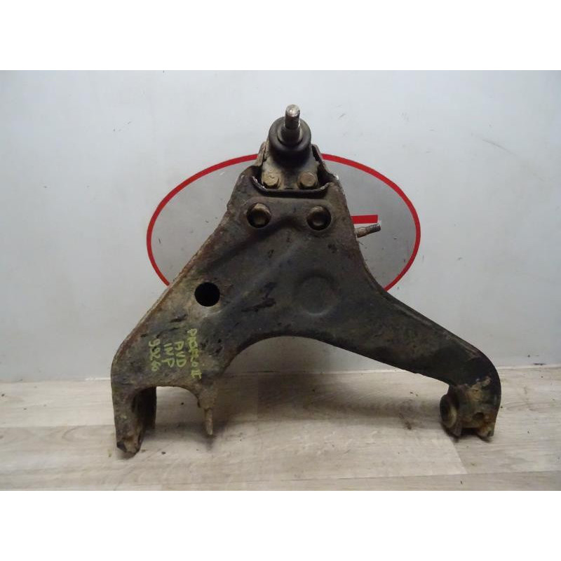 Triangle inferieur avant droit MITSUBISHI  d’occasion