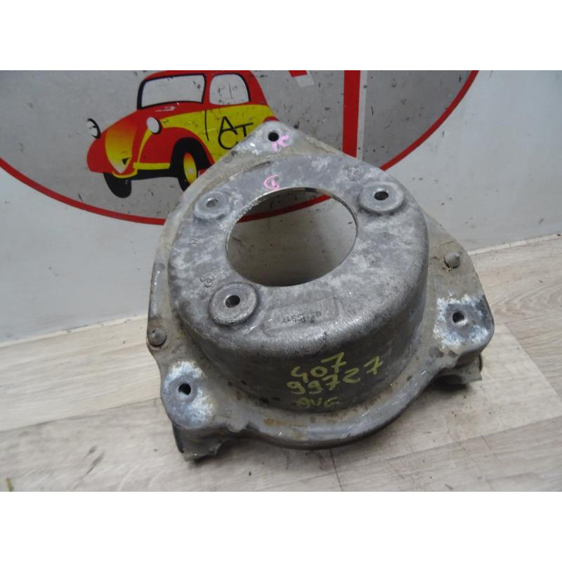 Triangle superieur avant gauche PEUGEOT 407 PHASE 1 BREAK d’occasion
