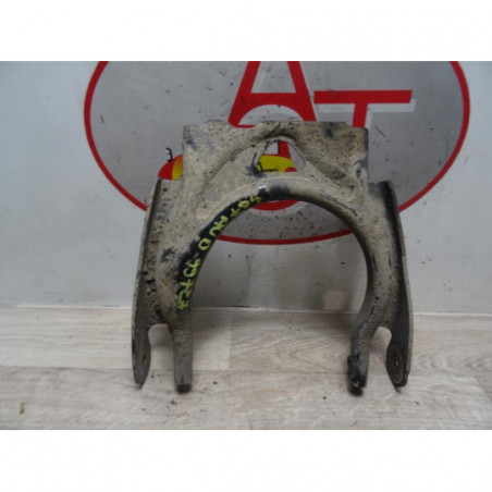 Bras de suspension superieur avant droit PEUGEOT 407 PHASE 1 BREAK d’occasion
