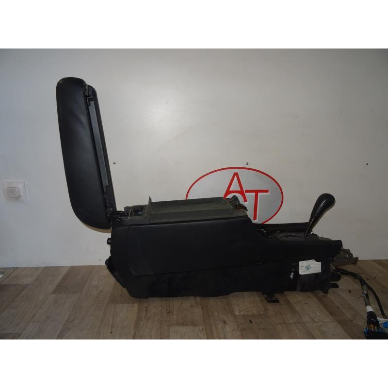 Console central (interieur plastique) CADILLAC SEVILLE 1 d’occasion