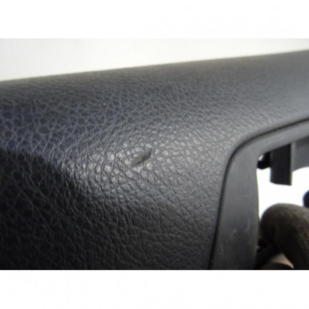 Panneau de porte avant gauche TOYOTA AVENSIS 2 PHASE 1 BREAK d’occasion