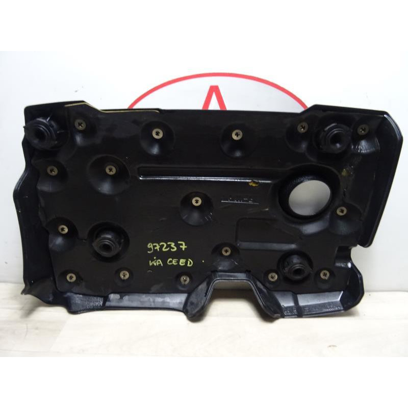 Cache moteur  KIA CERATO d’occasion